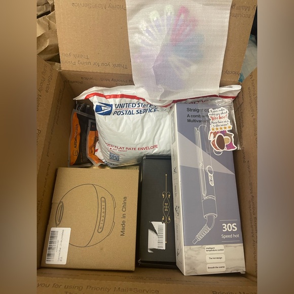 NEW Amazon MYSTERY box, Brand New Items Only 📦 🔥 NO JUNK, 5 ⭐️ rating!​​ - Picture 9 of 16